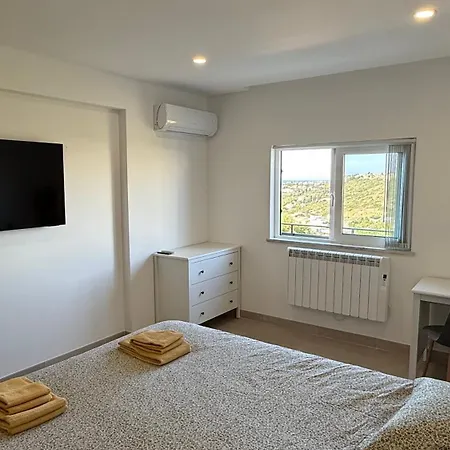 Sunny 3-bedroom *