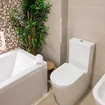 Sunny 3-bedroom Apartamento Albufeira