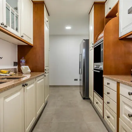 アパート Sunny 3-bedroom